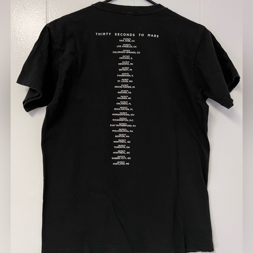 30 Seconds To Mars Graphic T-Shirt - Picture 2 of 2